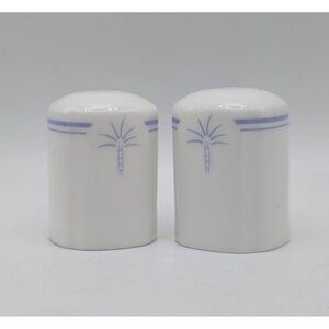 Vintage SINGAPORE AIRLINES Narumi Bone China Salt & Pepper Shaker Set Blue White